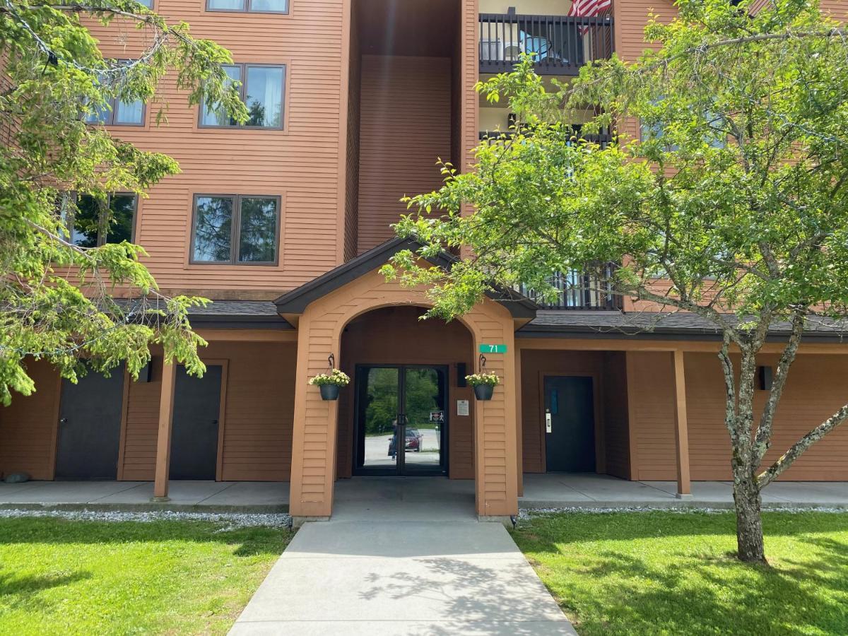 Pico Village Resort Killington Bagian luar foto