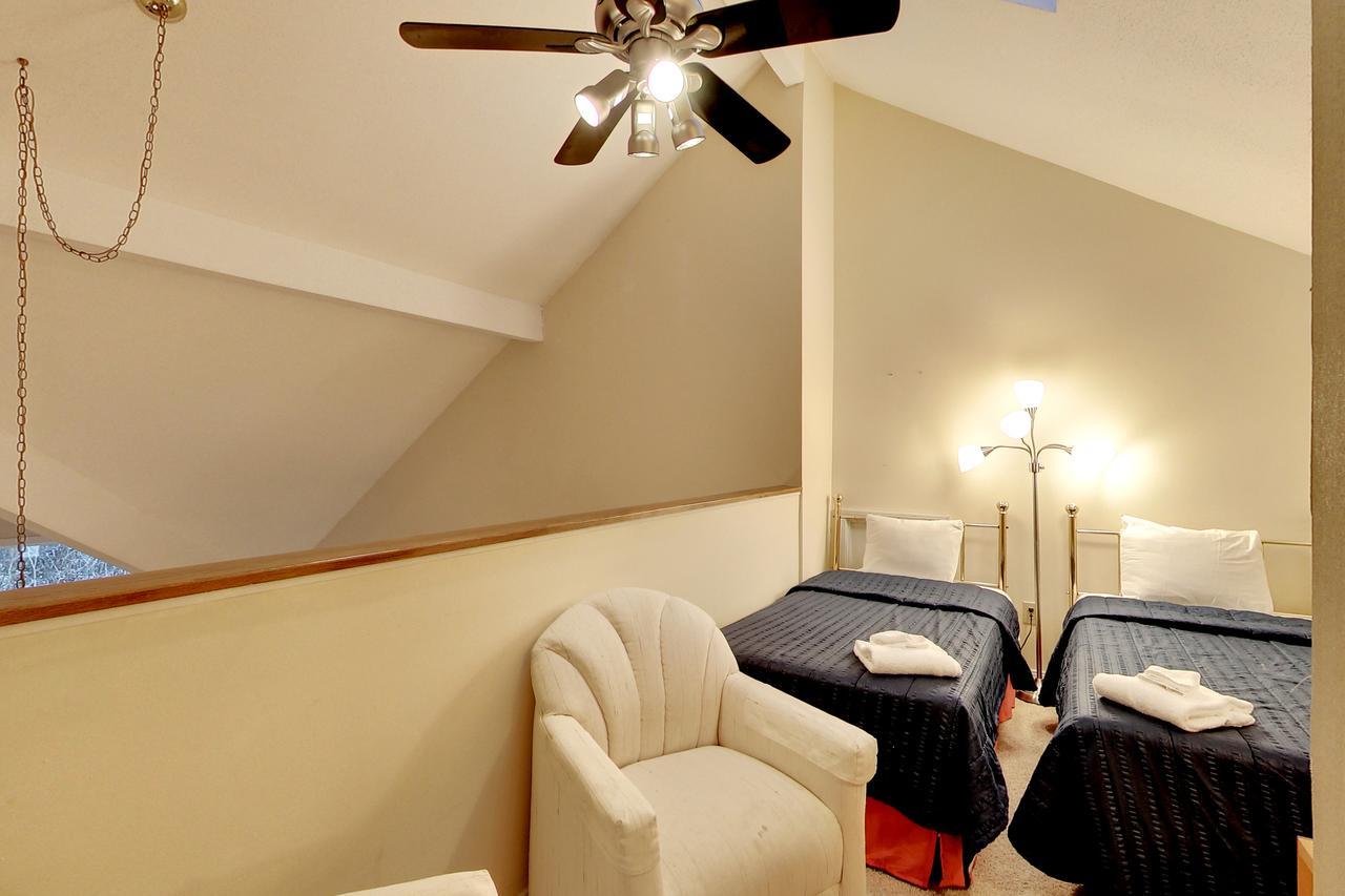 Pico Village Resort Killington Bagian luar foto